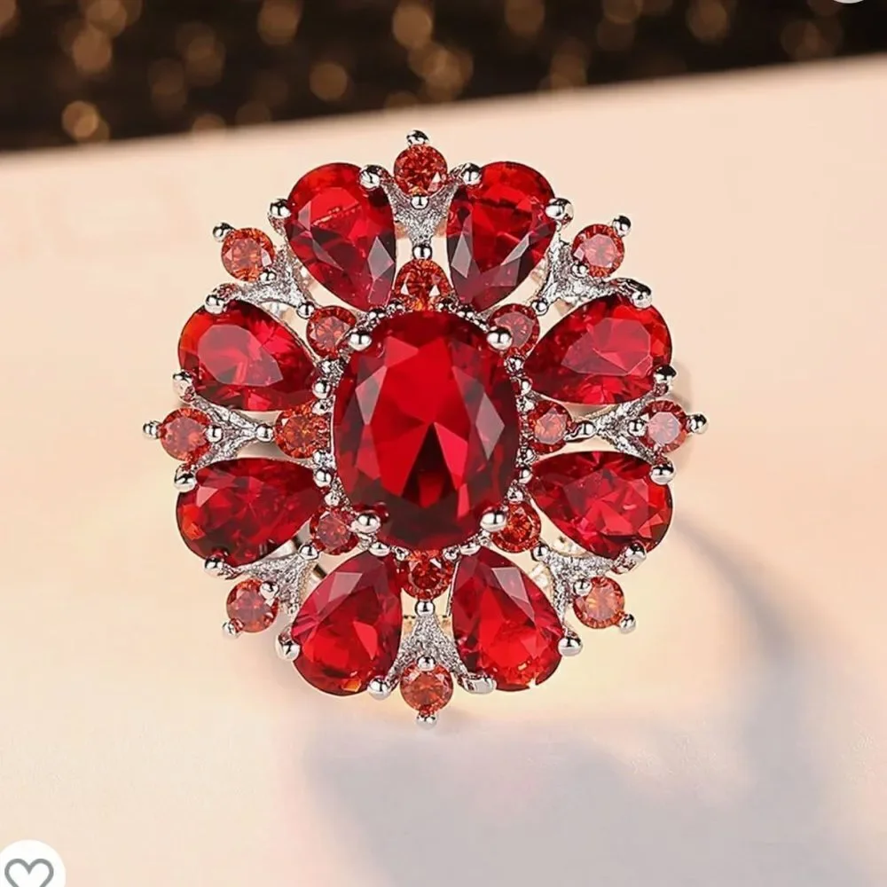 New costume cocktail ring